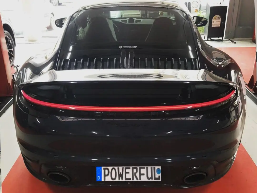 Porsche 992 Carrera 3.0 Turbo 385hp 2021 Powerful